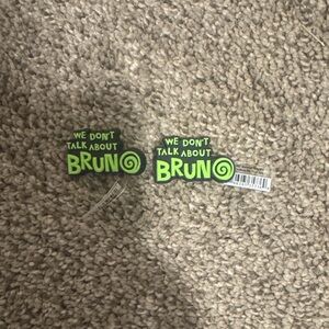 CROCS Green and Black Jibbitz Charms